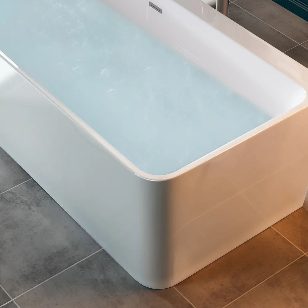 67" Freestanding Soaking Tub with Center Drain