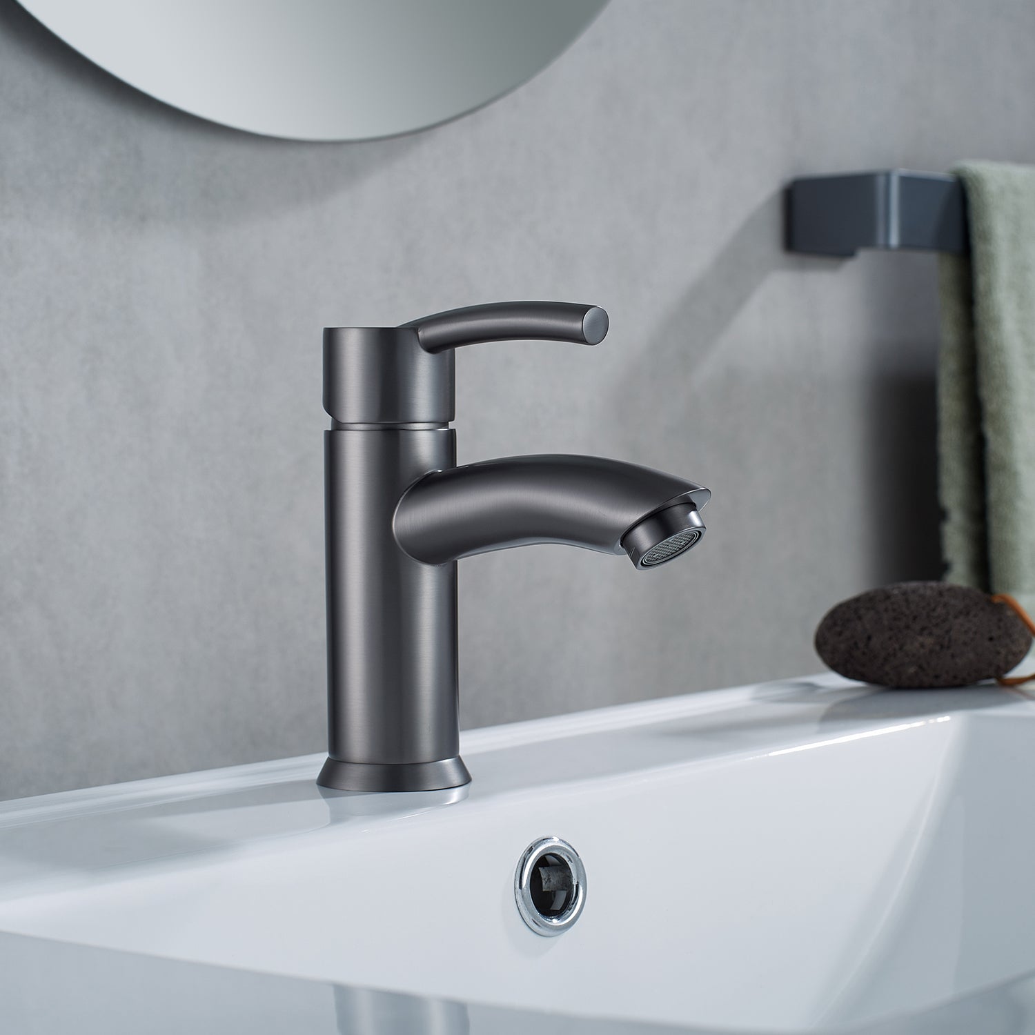 Bliss Single-Handle Basin Bathroom Faucet in Gun Metal