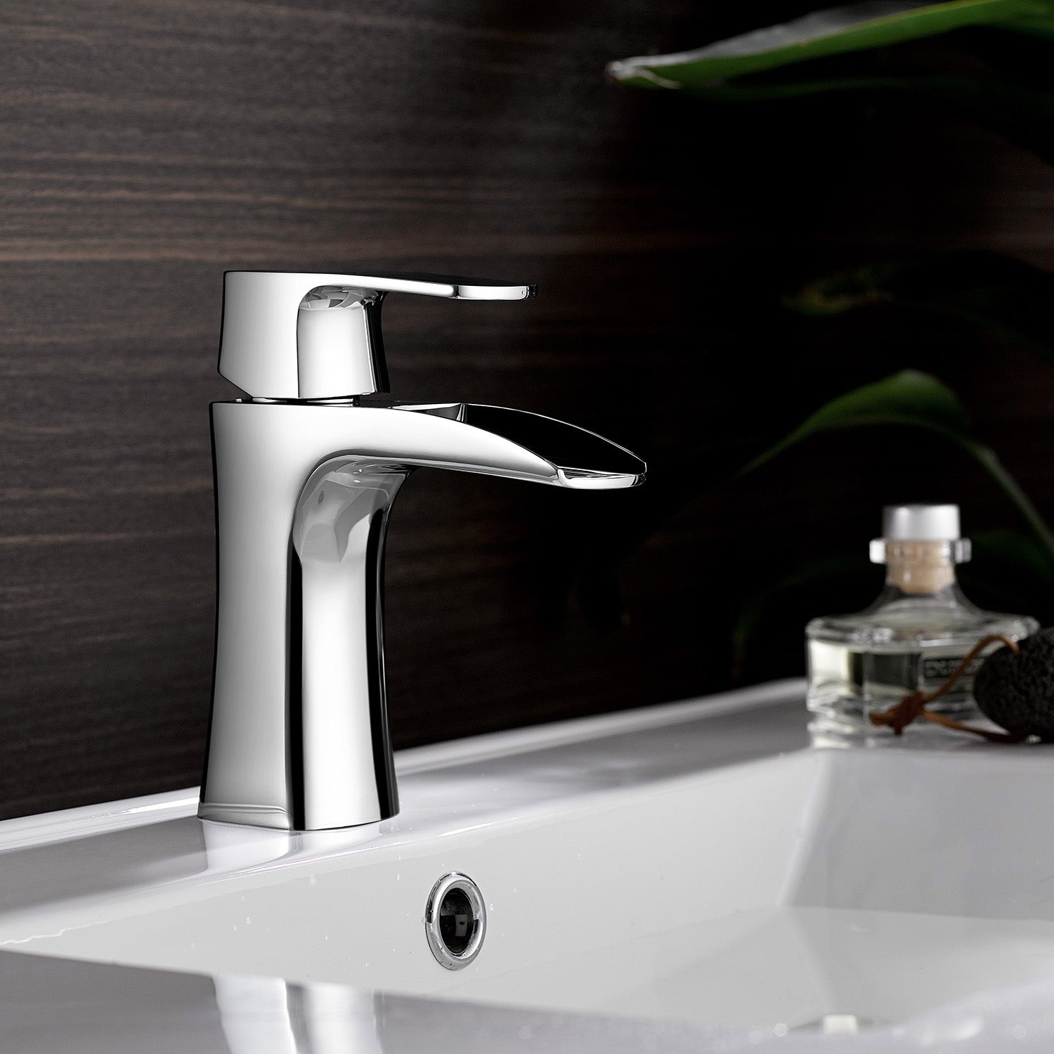 Alessandra Single-Lever Vessel Bathroom Faucet