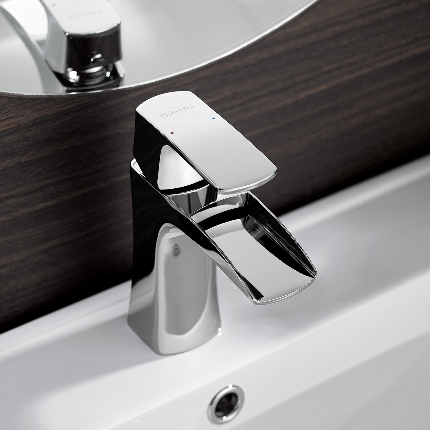 Alessandra Single-Lever Vessel Bathroom Faucet