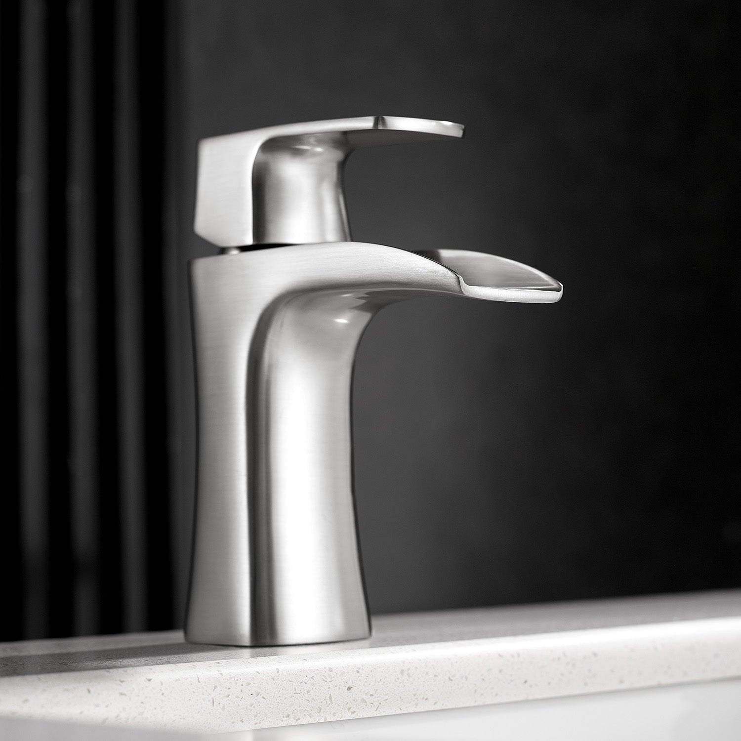 Alessandra Single-Lever Vessel Bathroom Faucet