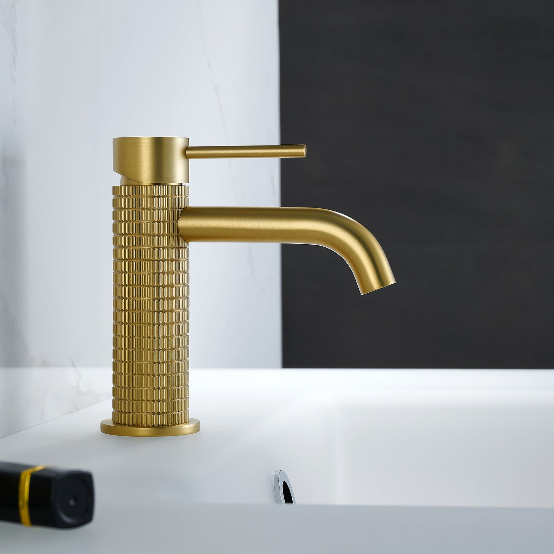 Mendavia Single-Handle Basin Bathroom Faucet in Brushed Gold