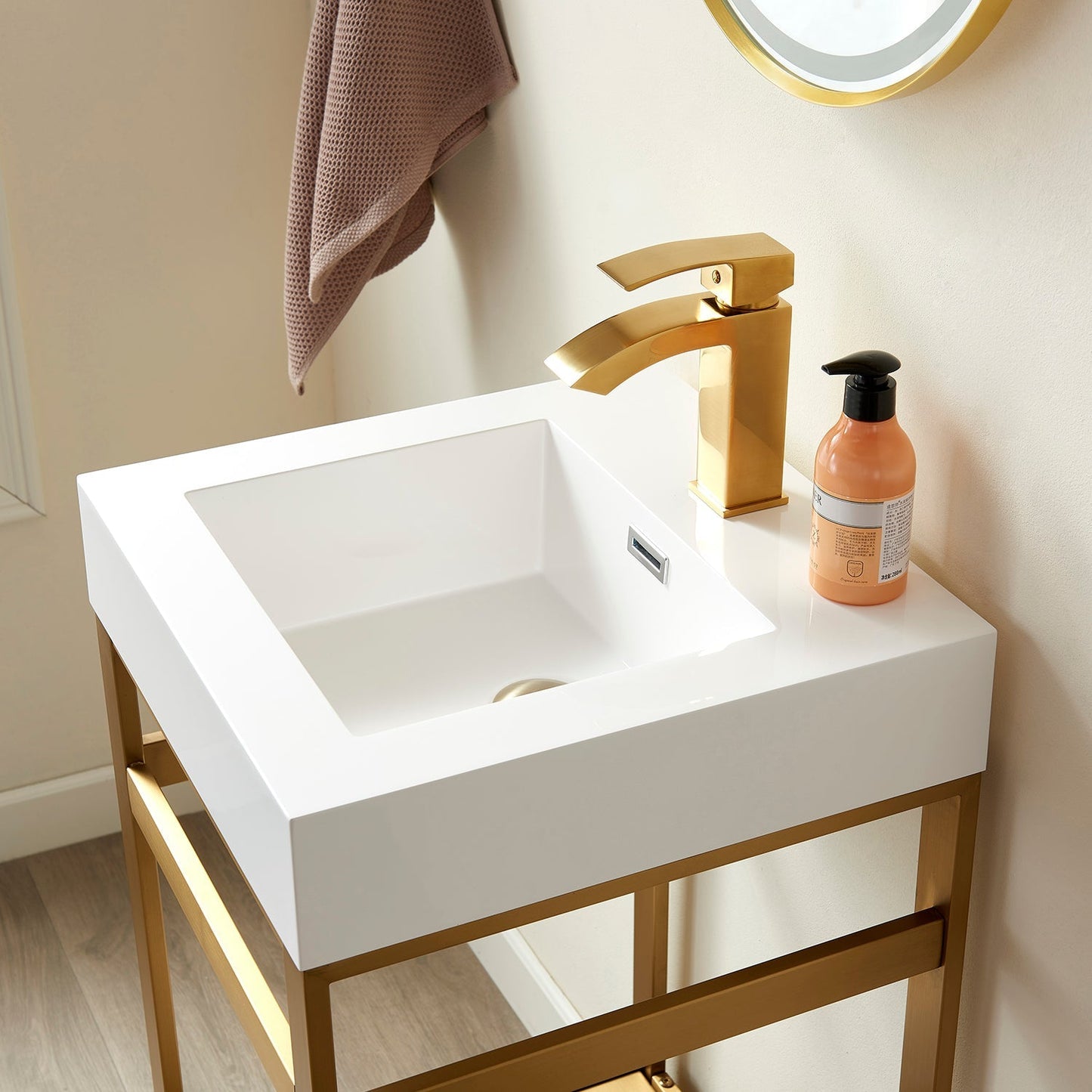 Ablitas Single Sink Bathroom Vanity in Brushed Gold Metal Support and White One-Piece Composite Stone Sink Top