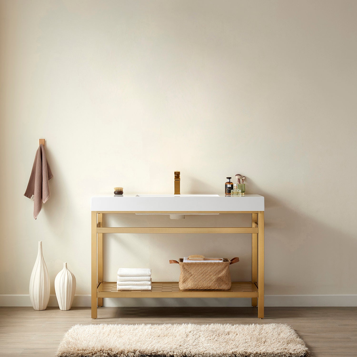 Ablitas Single Sink Bathroom Vanity in Brushed Gold Metal Support and White One-Piece Composite Stone Sink Top