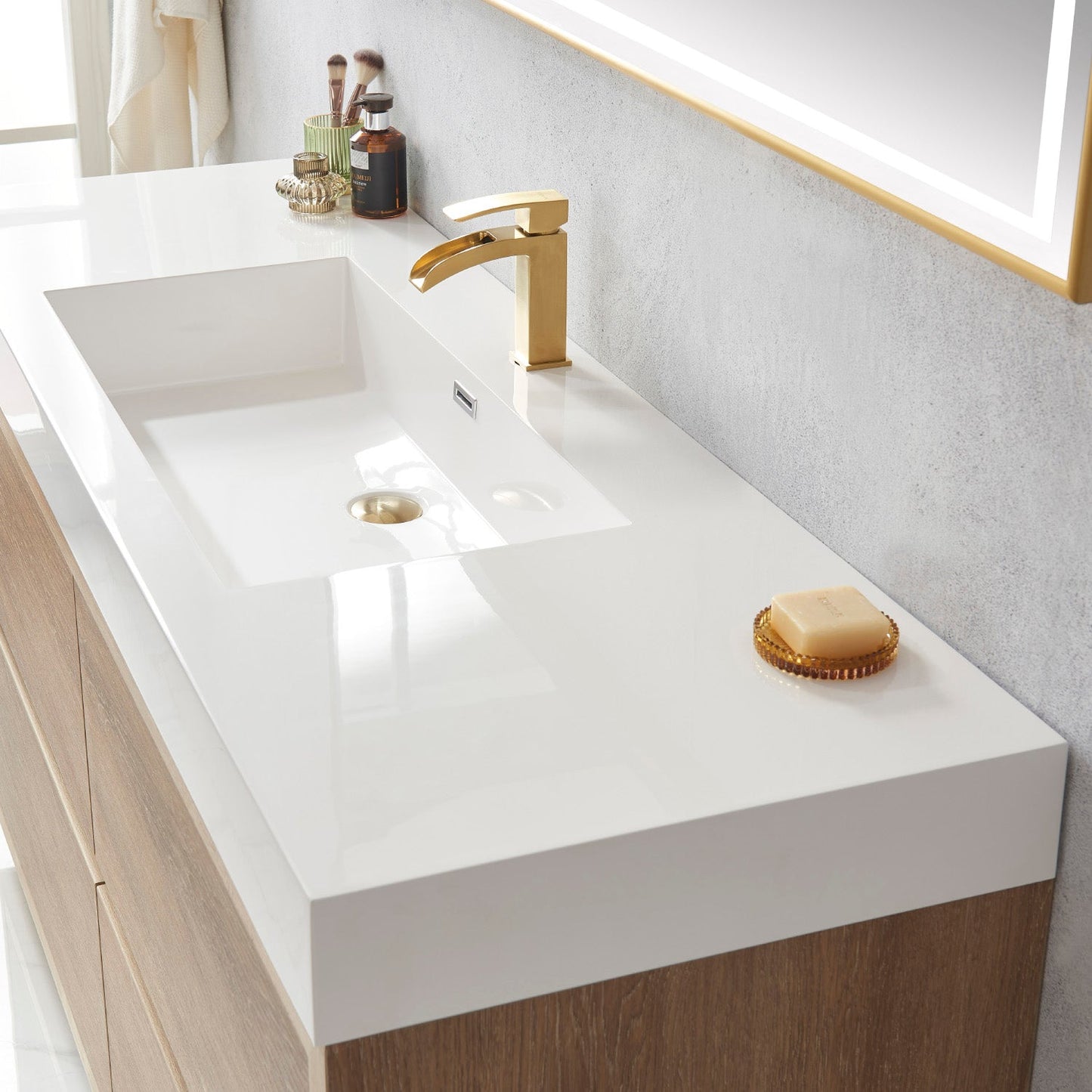 Huesca 60" Single Sink Bath Vanity in North American Oak with White Composite Integral Square Sink Top