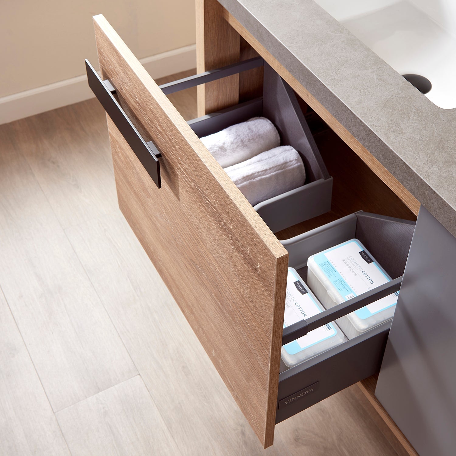 Carcastillo 40" Single Sink Bath Vanity in North American Oak with Grey Sintered Stone Top