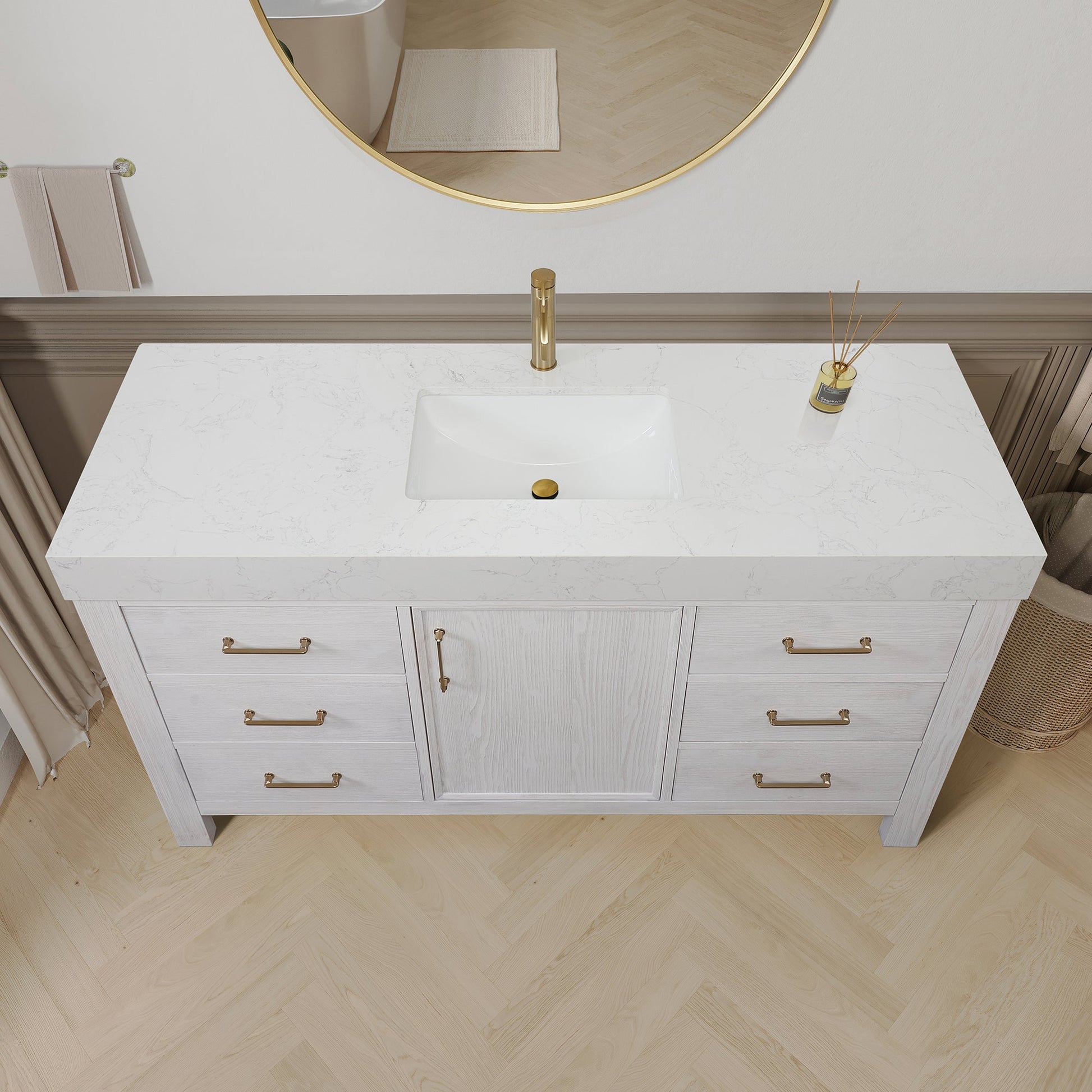 León 60in. Free-standing Single Bathroom Vanity in Washed White with Composite top in Lightning White