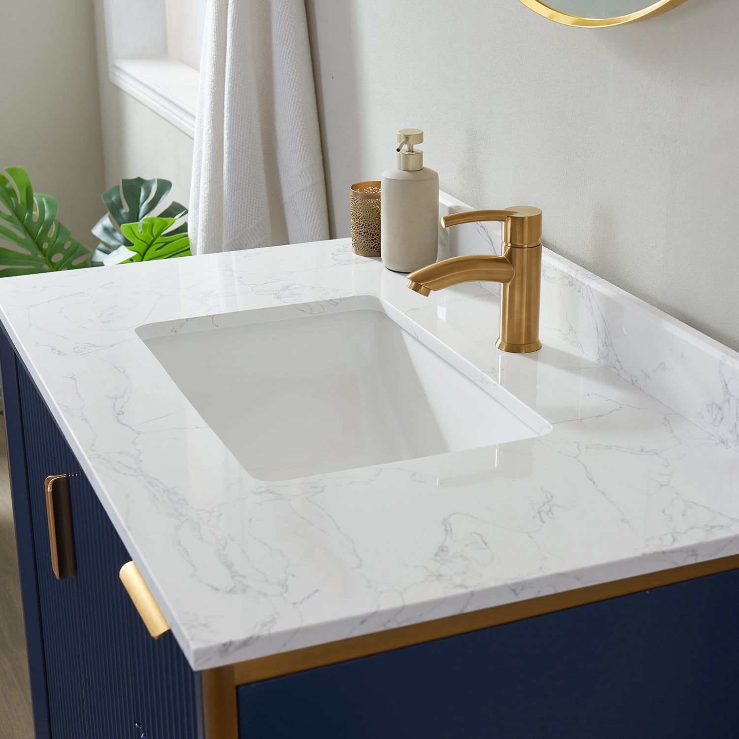 Granada 36" Single Vanity in Royal Blue with White Composite Grain Stone Countertop