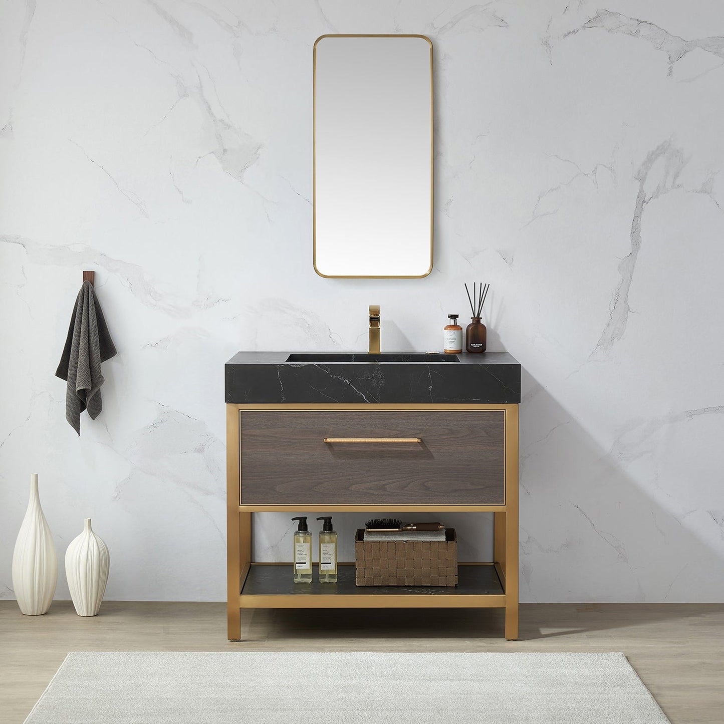 Mutriku 18 in. W x 36 in. H Rectangle Metal Wall Mirror in Brushed Gold