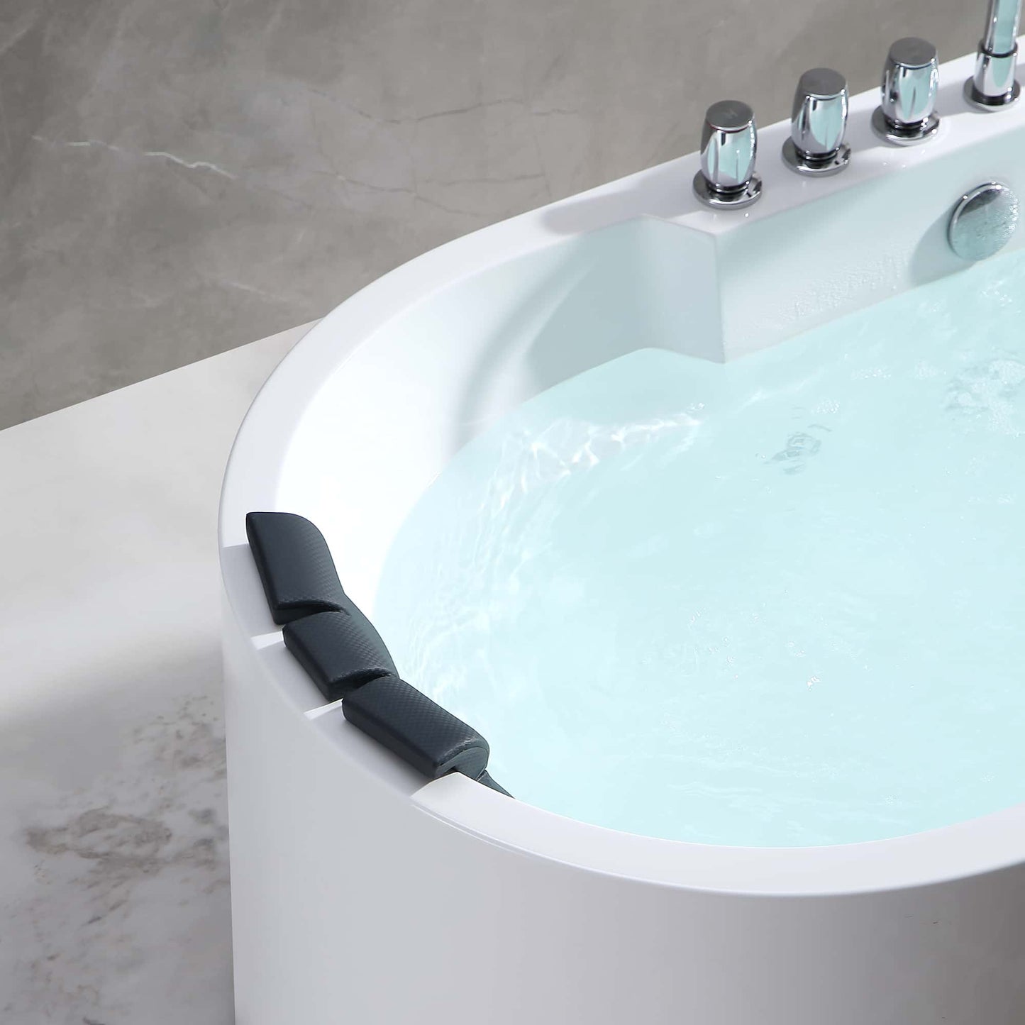 67" Oval Freestanding Whirlpool Bathtub with Center Drain
